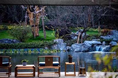 绿都地产荣获“2020年十大顶级豪宅产品系”大奖 以园林景观重塑诗意栖居